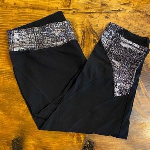 Black Capri leggings